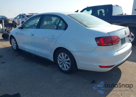 2013 Volkswagen Jetta Hybrid Se z USA, uszkodzony, nr VIN 3VW637AJ7DM291338